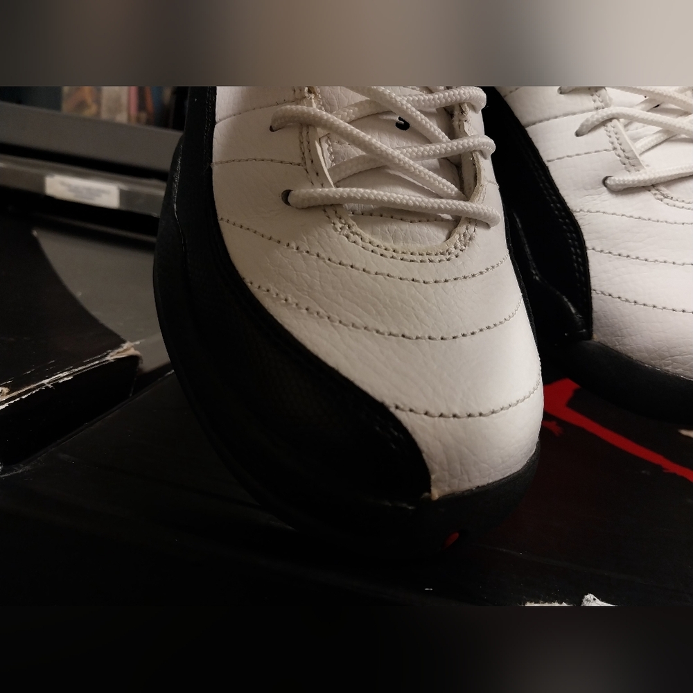Retro Jordan 12 Taxis 🚕 size 7 gradeschool - Picture 7 of 13